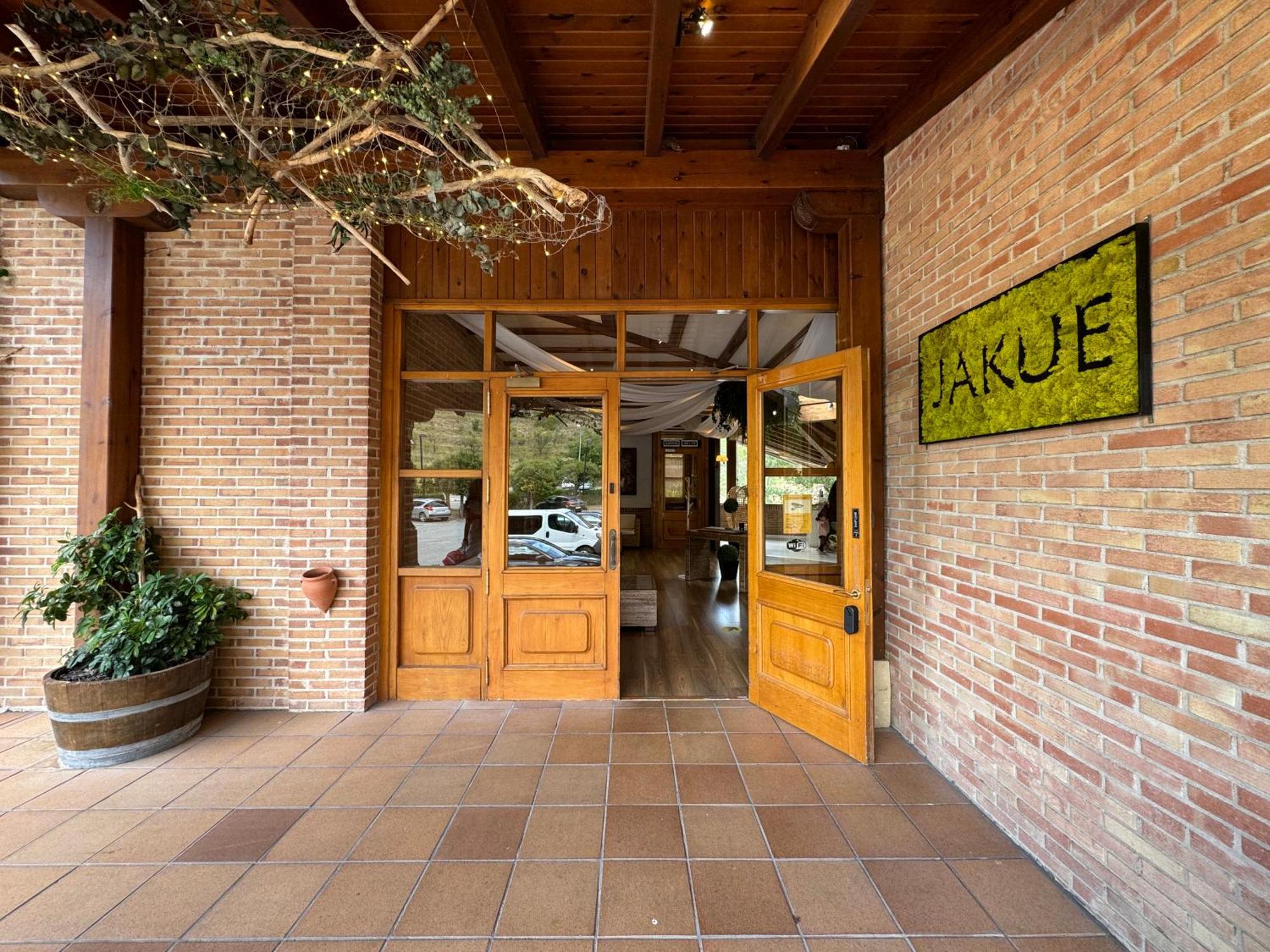 Hotel Jakue Puente la Reina Exteriör bild