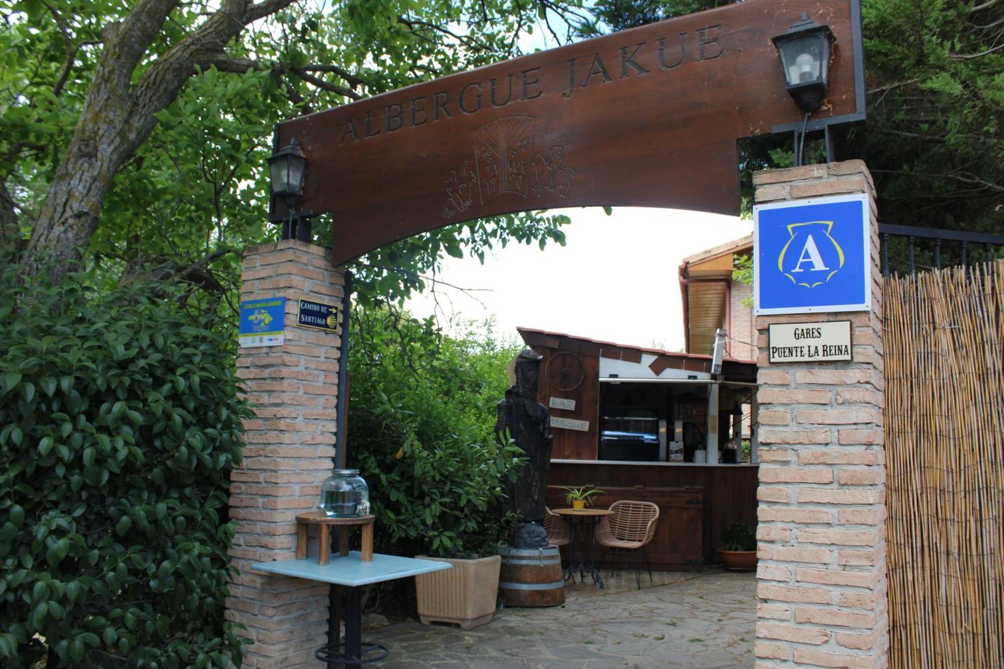 Hotel Jakue Puente la Reina Exteriör bild